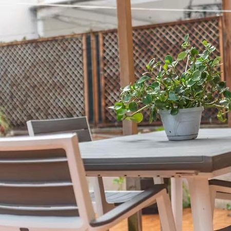 Large Garden Apartment Roma Ngoại thất bức ảnh