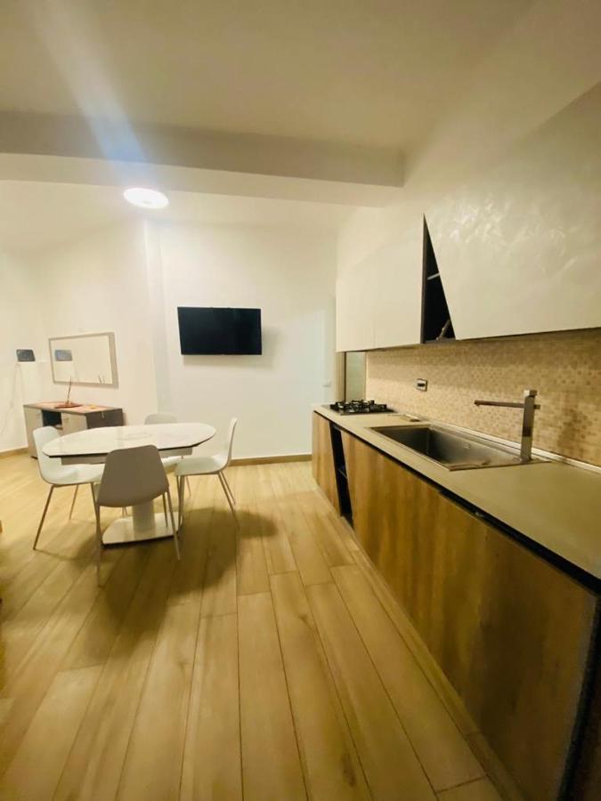 Large Garden Apartment Roma Ngoại thất bức ảnh